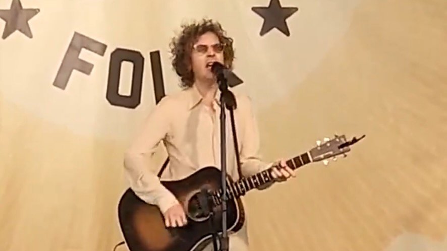 Beck Plays Surprise Set at Newport Folk Festival, Covers Bob Dylan’s “Maggie’s Farm”: Watch