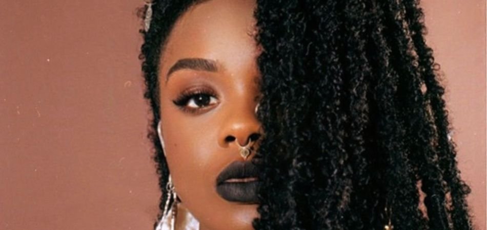 Valntna Releases the Empowering "Palo Santo"