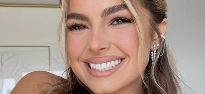 Addison Rae Celebrates Her 'Pepsi' With Bikini Handstand At Gas Station