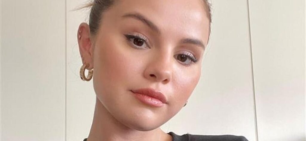 Selena Gomez In Plunging Swimsuit Shamed For 'Packing On Weight'