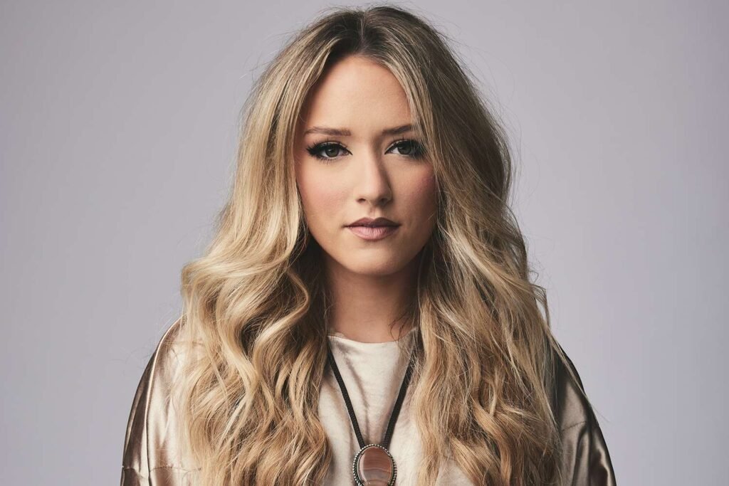 Emily Ann Roberts Lost Her Voice on the Blake Shelton Tour (Exclusive)
