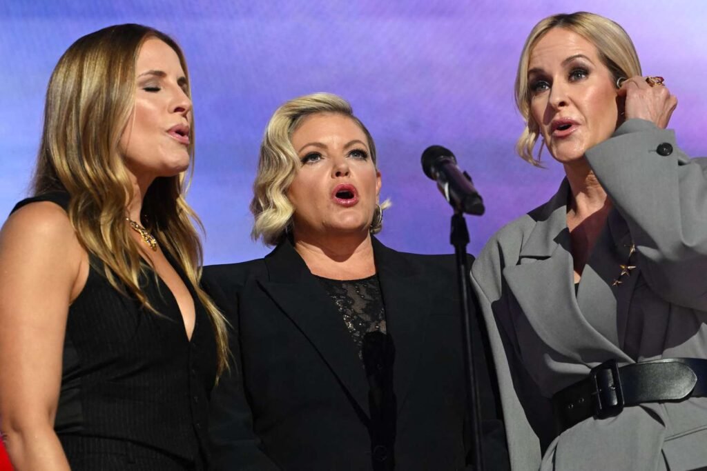 The Chicks Sing National Anthem at the 2024 Democratic National Convention