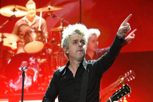 Green Day concert interrupted by 'unauthorised drone'