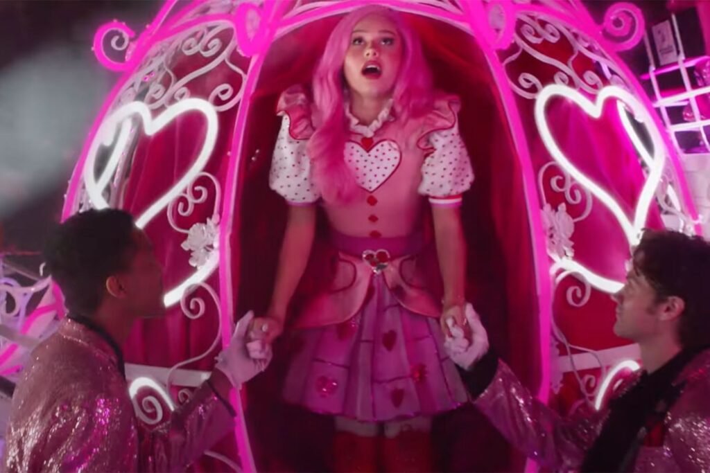 See First Look at Disney's 'Descendants' Short, 'Shuffle of Love' (Exclusive)