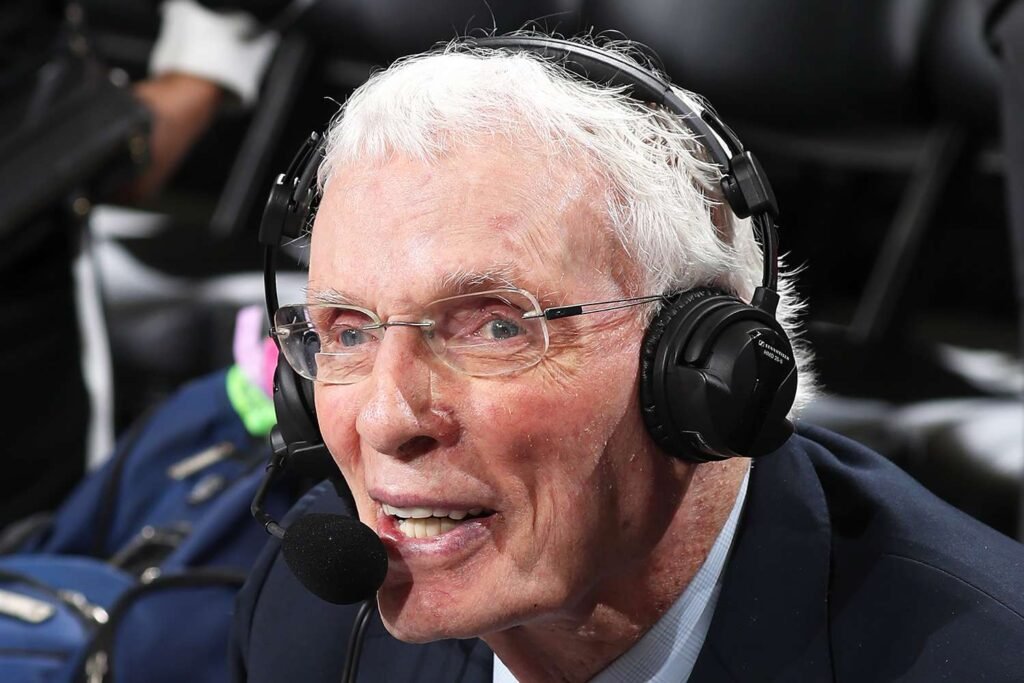 Basketball Analyst Hubie Brown, 91, Retires After Calling Final Game
