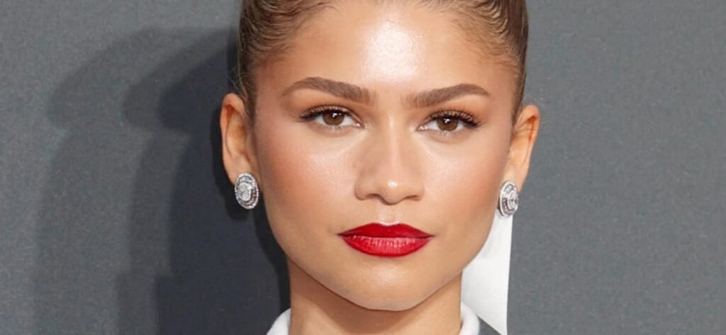 Zendaya Sunkissed In Unzipped Corset Wins 'Most Beautiful' In High Heels
