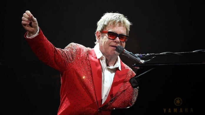 Elton John’s Advice to New Artists: Skip American Idol, Go “Play in a Pub” Instead