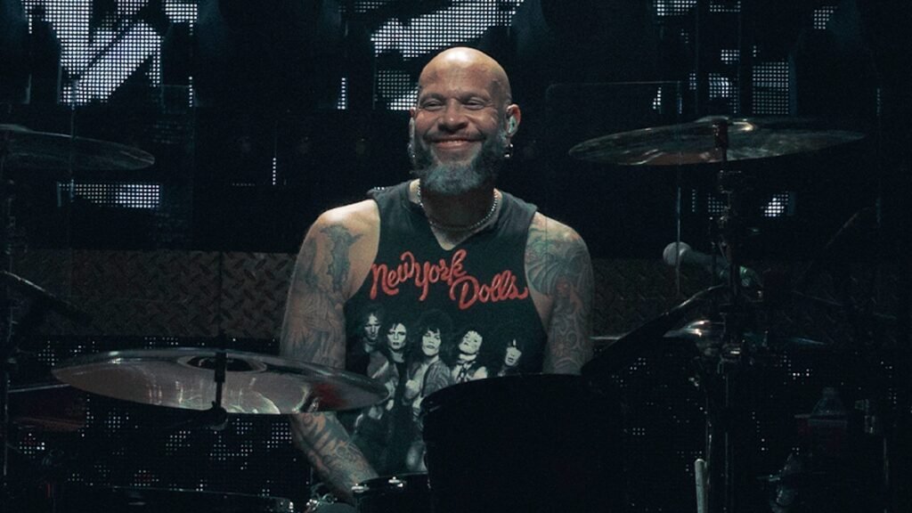 Guns N’ Roses Announce Departure of Drummer Frank Ferrer