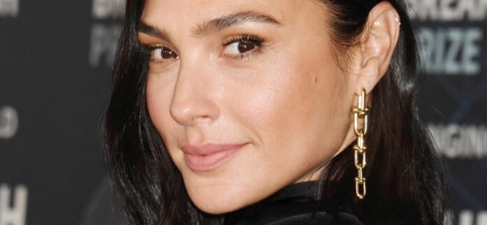 Gal Gadot Guarantees A 'Good Morning' In Underwear And Glitter Boots