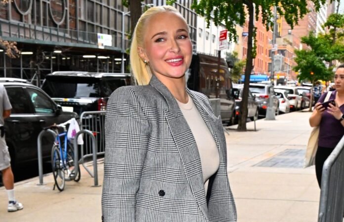 Hayden Panettiere: Photos of the Actress