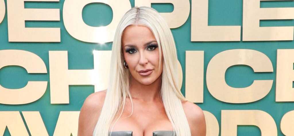 Tana Mongeau Turns Heads In Chic Patterned Bikini During Cabo Getaway