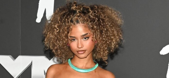 MEGA1198653_005.jpg Tyla’s Stunning Bikini Look Proves She’s Ready To Own Summer