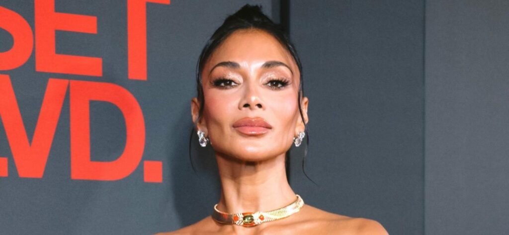 Nicole Scherzinger Stuns In Series Of Bikinis During Hawaiian Getaway
