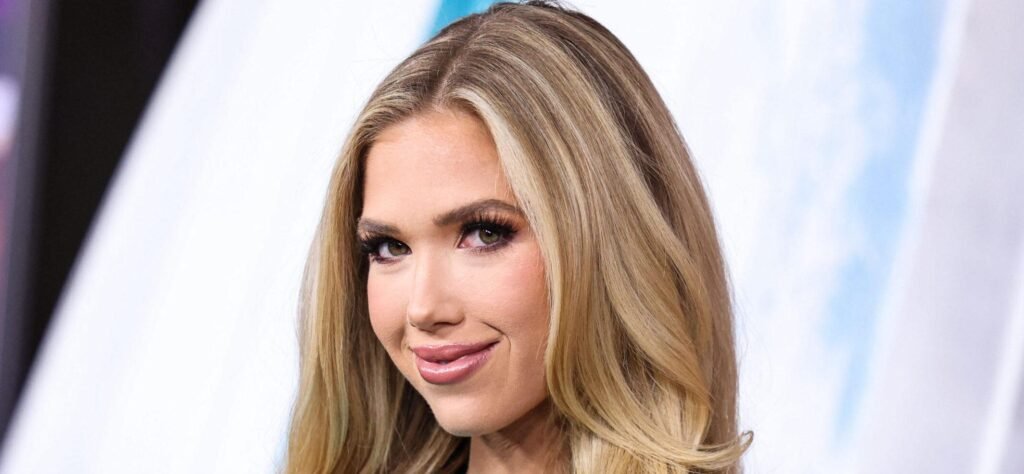 Chiefs Heiress Gracie Hunt Stuns In New Bikini Pics Amid Breakup Rumors