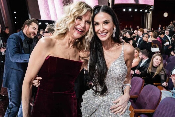 The Best Behind-the-Scenes Photos from the 2025 Oscars You Didn't See but Can't Miss