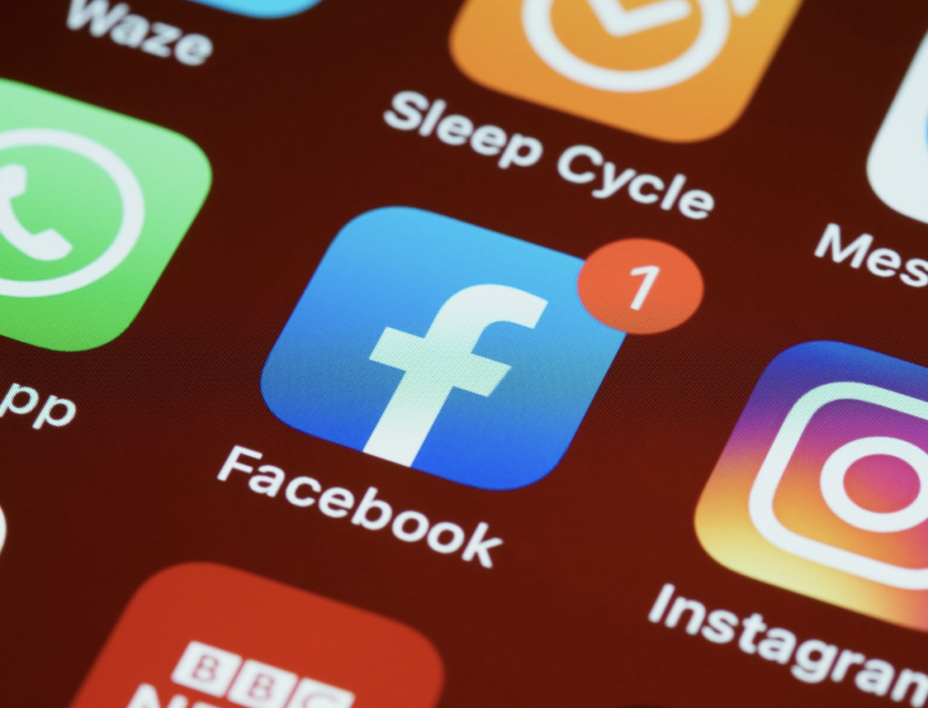 Five Celebs Who Surprisingly Still Use Facebook