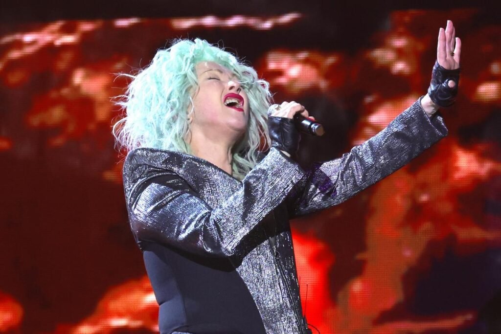 Cyndi Lauper Announces Final Leg of Farewell Tour