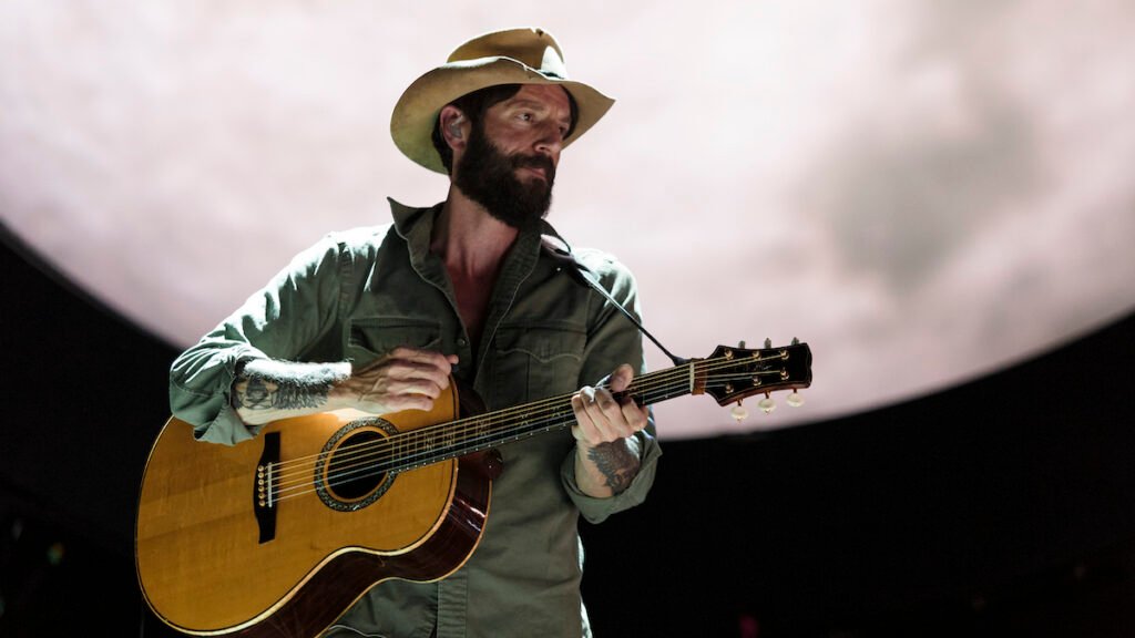 Ray LaMontagne Announces 20th Anniversary Tour Celebrating Debut Album Trouble