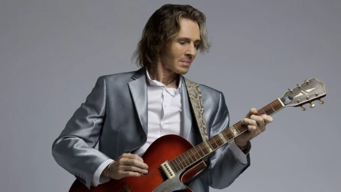 Rick Springfield Discovers He Suffered Brain Damage from Onstage Fall 25 Years Ago