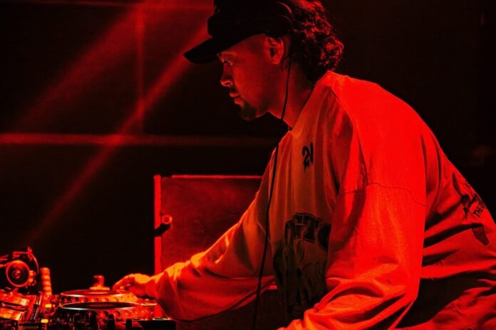 Interview: ACRAZE Talks Hip-Hop-House & Fire Festival Fits