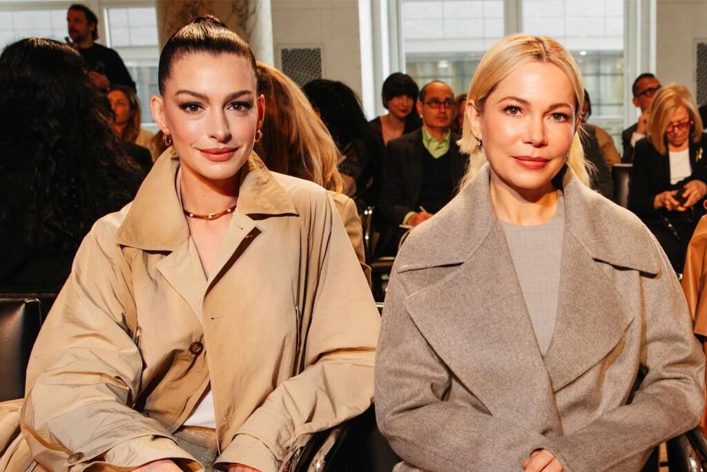 Anne Hathaway, Michelle Williams Reunite 20 Years Later