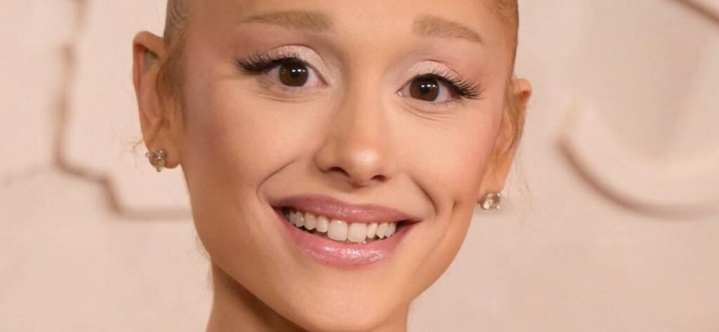 Ariana Grande Highlights Stunning Bikini Body At Her 'Peak'