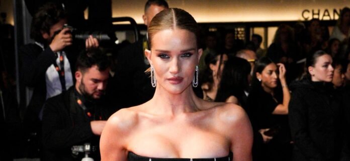 Rosie Huntington-Whiteley Slays In A Tiny Bikini During 'Burberry BTS'