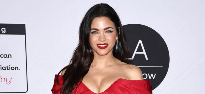 Jenna Dewan Glows In Bikini Selfies During Family Getaway