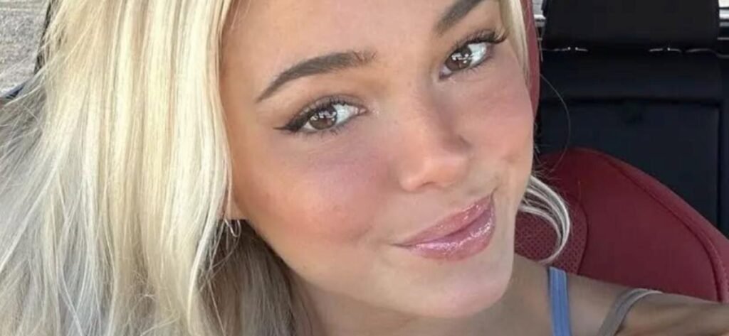 Olivia Dunne Delights With Gymnast Bikini Body On A Boat