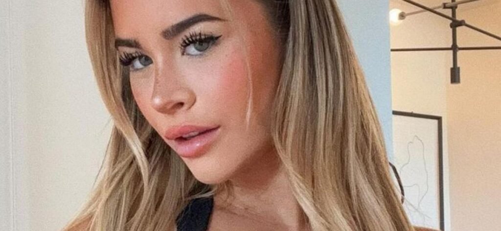 Emily Elizabeth Serves Up A Busty Display In A Hot New Bikini Video