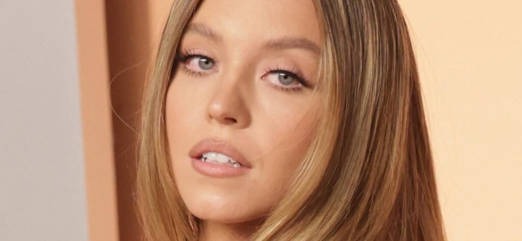 Sydney Sweeney's Summer Swimsuit Video Attracts 'Desperate Boys'