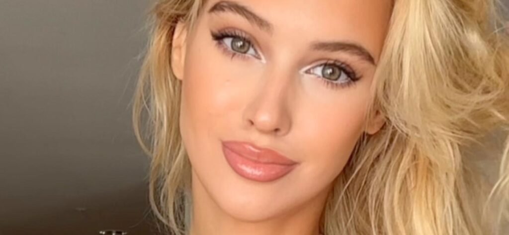 Veronika Rajek In Braless Minidress Shows Her 'Lil Red Riding Hood' Look