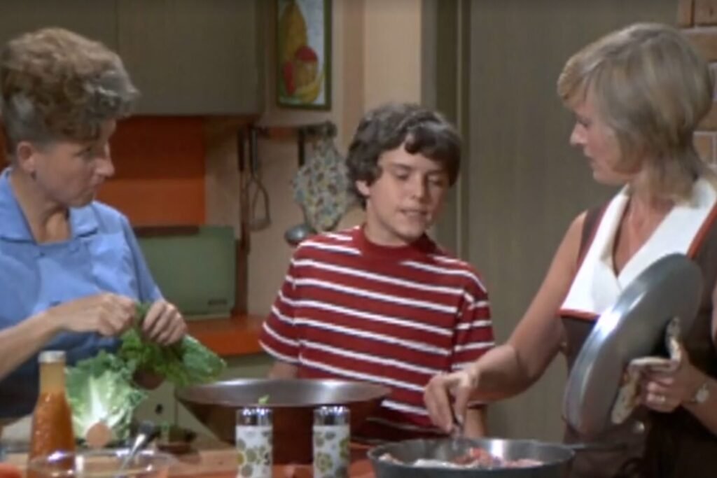 Christopher Knight Talks About Brady Bunch's Pork Chops and Apple Sauce