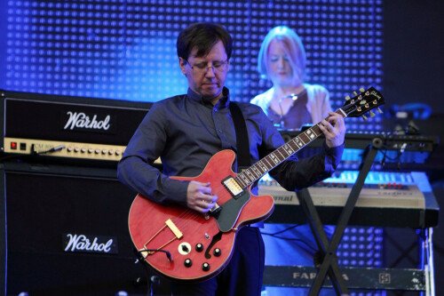 Pulp keyboardist Candida Doyle says joining band was a case of 'do or die' amid rheumatoid arthritis battle