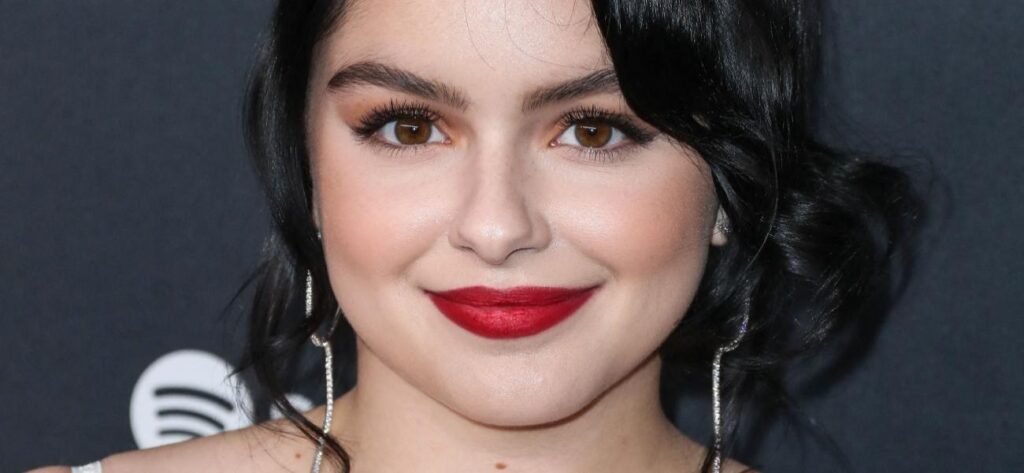 Ariel Winter Thrills With Bikini 'Surprise' In Late-Night Hot Tub Soak
