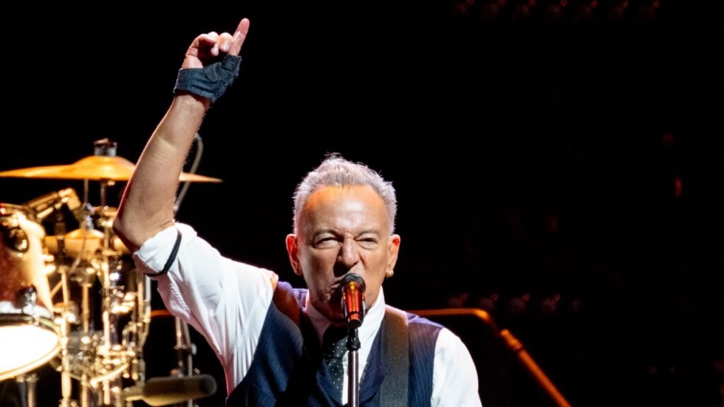 Bruce Springsteen’s New Tour Is a Fiery Rebuke of the Trump Administration