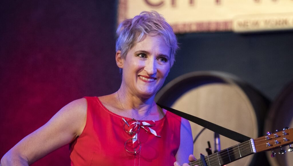 Jill Sobule: 5 Things About the ‘I Kissed a Girl’ Artist Who Died