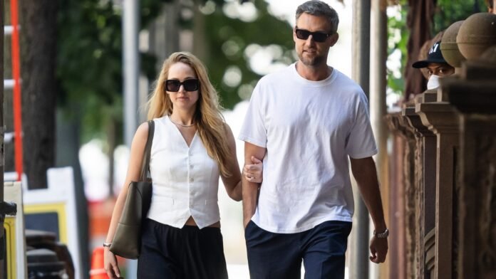 Jennifer Lawrence’s Dating History: All About Her Marriage & Past Romances