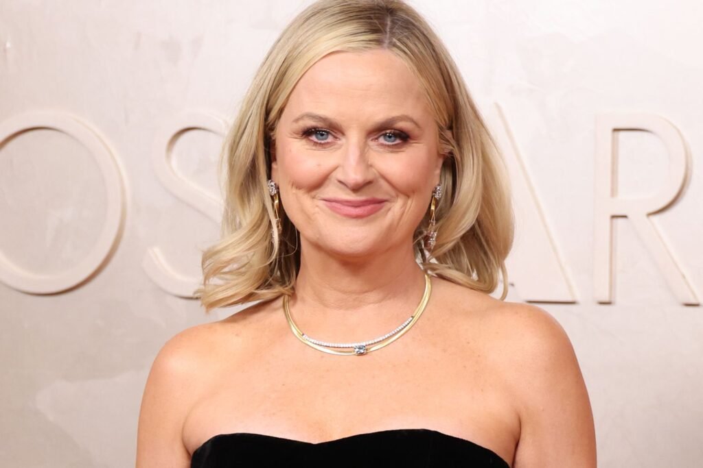 Amy Poehler to Return to TV in New Series 'Dig' from 'Parks and Rec' Creator Mike Schur
