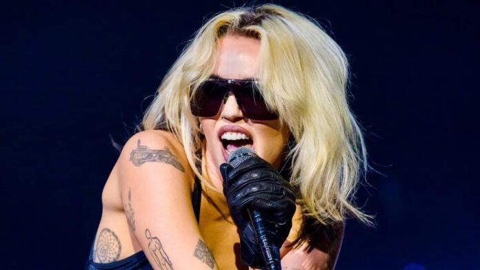 Miley Cyrus No Longer Touring to Protect Vocal Cords, Help Maintain Sobriety
