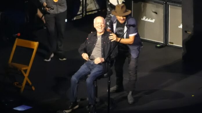 Pearl Jam Bring Out Peter Frampton to Perform “Black” in Nashville: Watch
