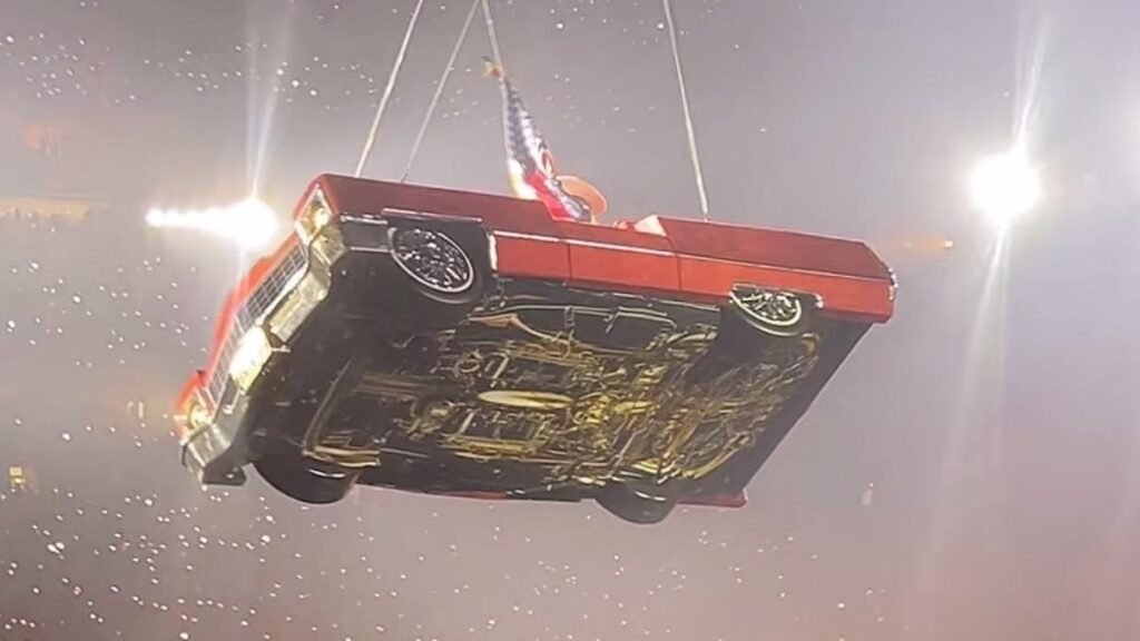 Beyoncé’s Flying Car Suffers Technical Malfunction at Houston “Cowboy Carter Tour” Stop
