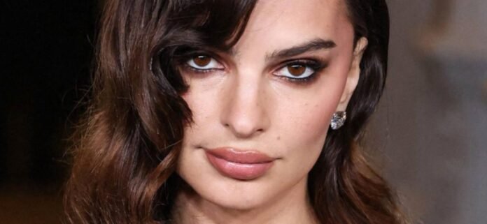 Emily Ratajkowski Shows Mom Her 'Butt' In Cheeky Shorts On A Yacht