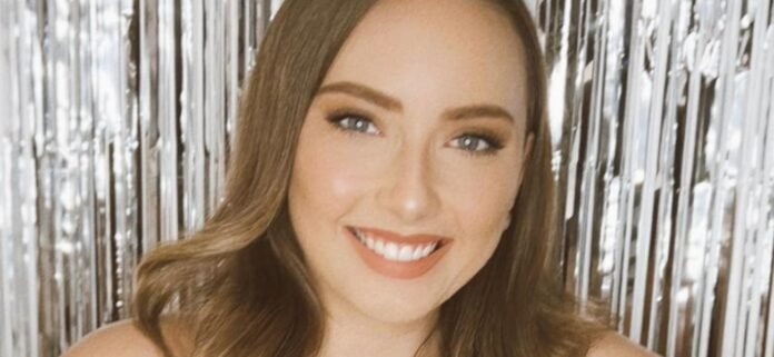 Eminem's Daughter In Skimpy Pool Bikini Asks About The 'Size' Of Her Butt