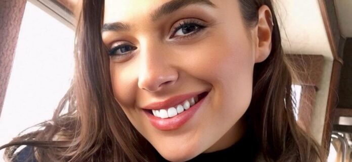 Gal Gadot Thrills In Swimsuit With Wet Hair On A Tennis Court