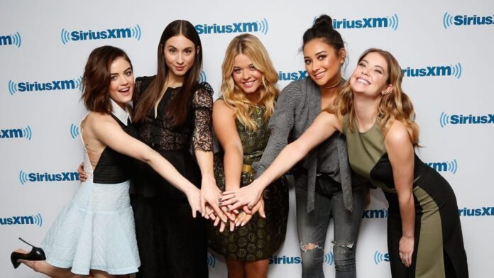 ‘Pretty Little Liars’ Cast Transformations: Then & Now Photos