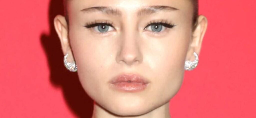 Heidi Klum's Daughter In String Bikini Told Body 'Simply Perfect' By Other Women