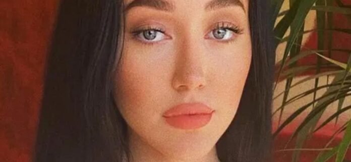 Noah Cyrus In String Bikini Shamed For 'Thick' Curves That Need 'Exercise'