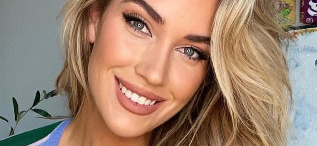 Paige Spiranac In String Bikini Highlights 'Dream Curves' From A Hot Tub
