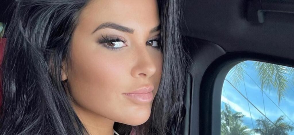 Rachel Bush In String Bikinis Asked If Her Momma 'Blessed Her With Those'